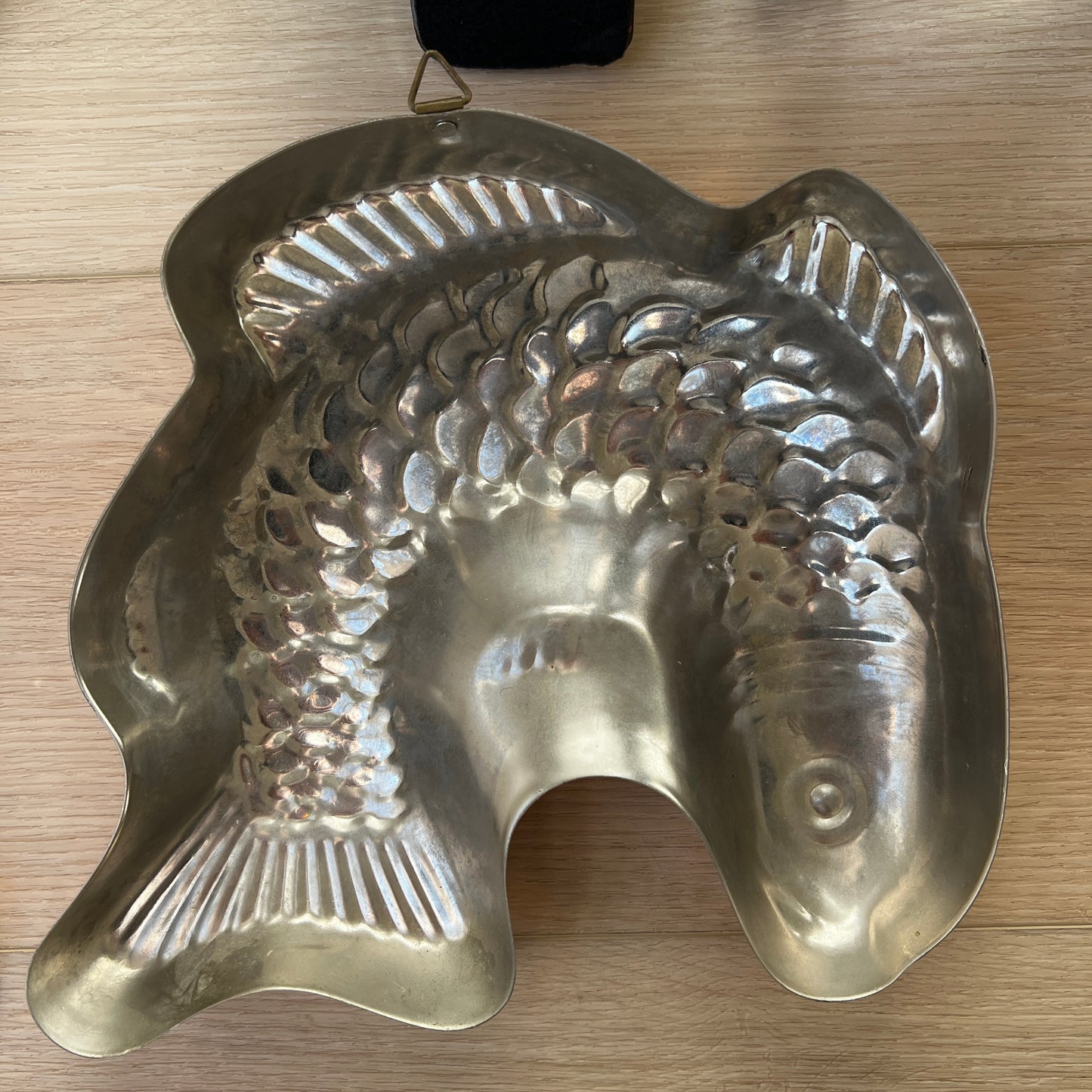 Vintage Copper Fish Mold by Benjamin & Medwin – Marked NYC Kitchen Décor